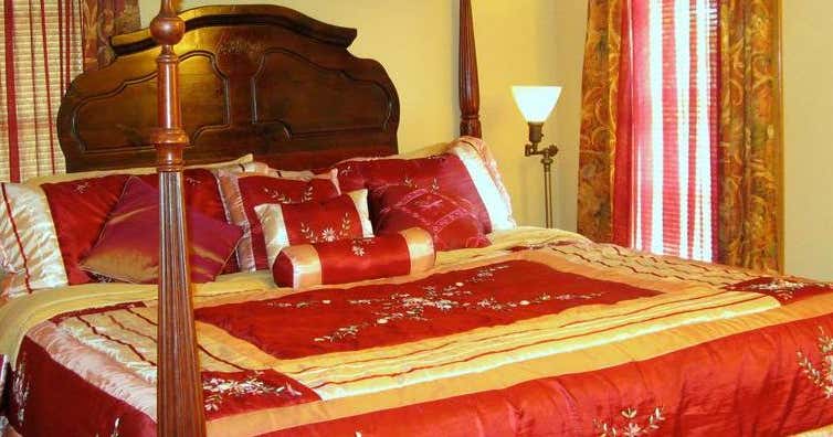 Alla's Historical Bed and Breakfast, Spa & Cabana, Duncanville