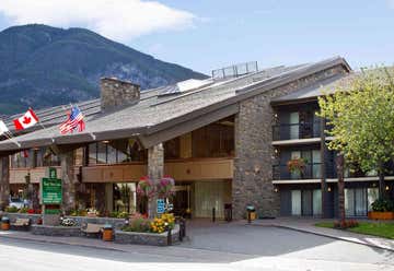 Photo of Banff Park Lodge