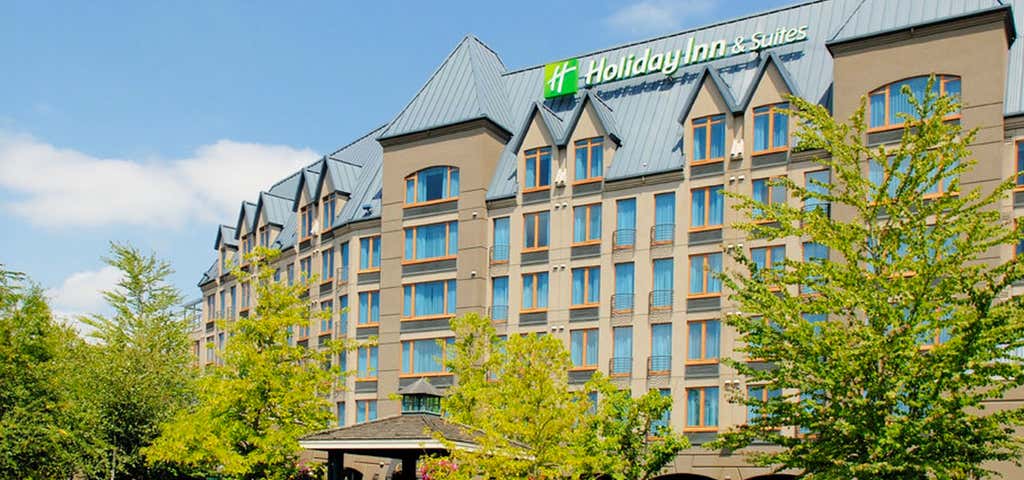 Photo of Holiday Inn & Suites North Vancouver, an IHG Hotel