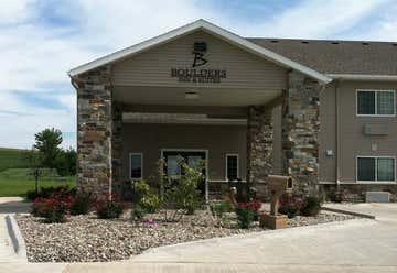 Photo of Boulders Inn & Suites 