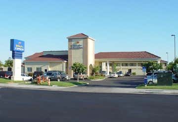 Photo of Holiday Inn Express Oakdale