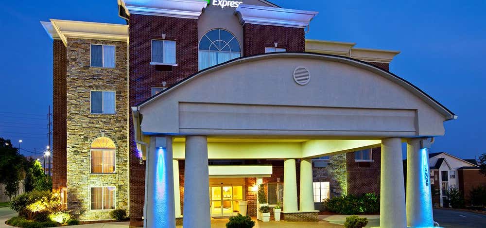 Photo of Holiday Inn Express & Suites Lexington, an IHG Hotel