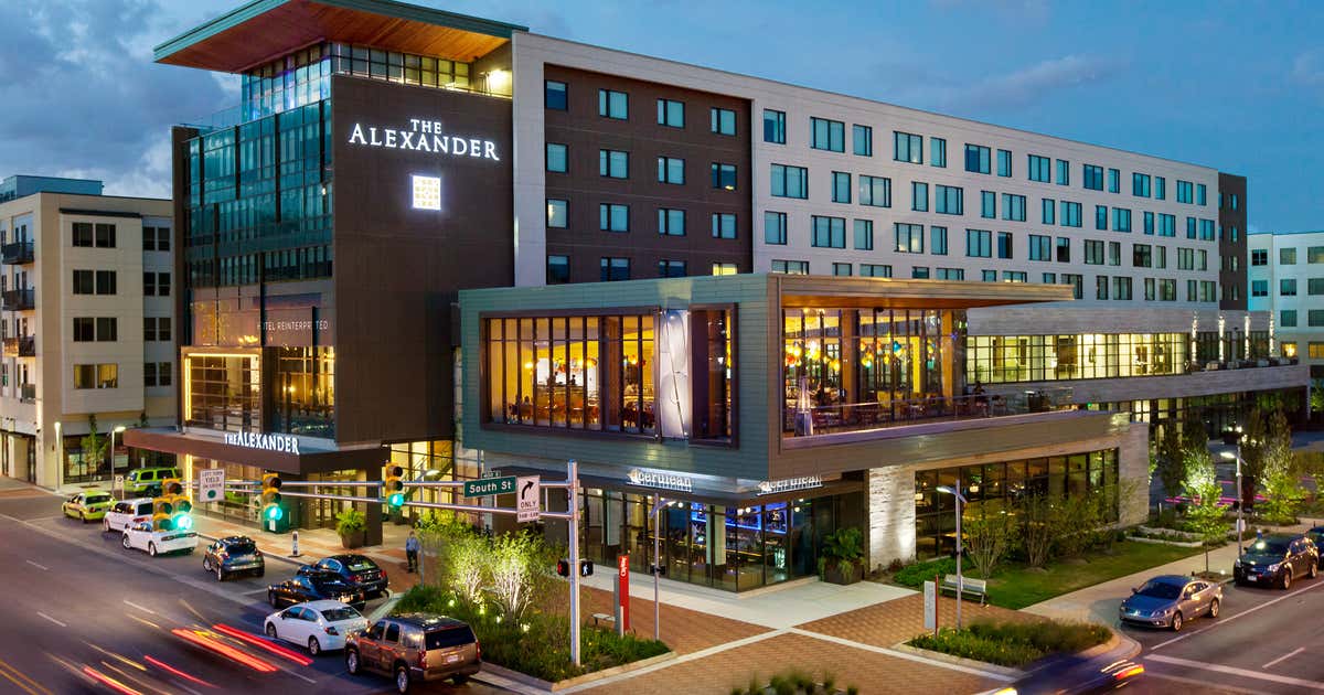The Alexander, a Dolce by Wyndham, Indianapolis Roadtrippers