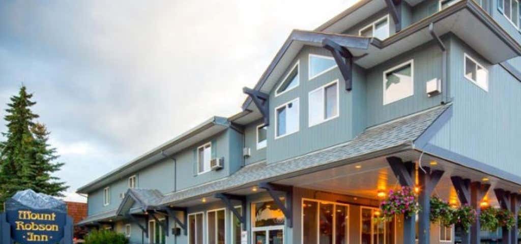 Photo of Mount Robson Inn