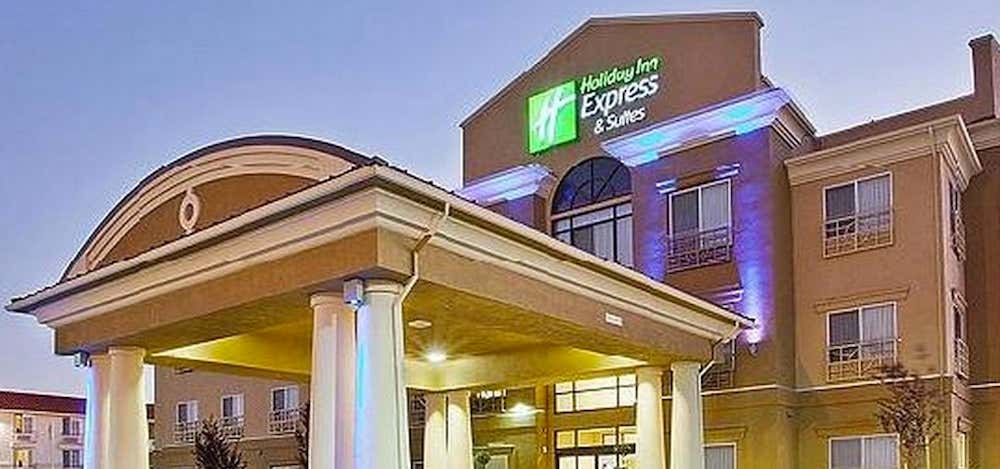 Photo of Holiday Inn Express & Suites Salinas
