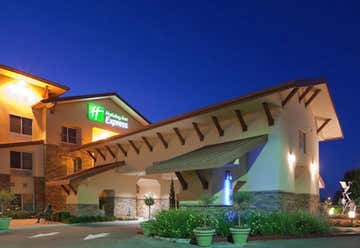 Photo of Holiday Inn Express & Suites Turlock-Hwy 99