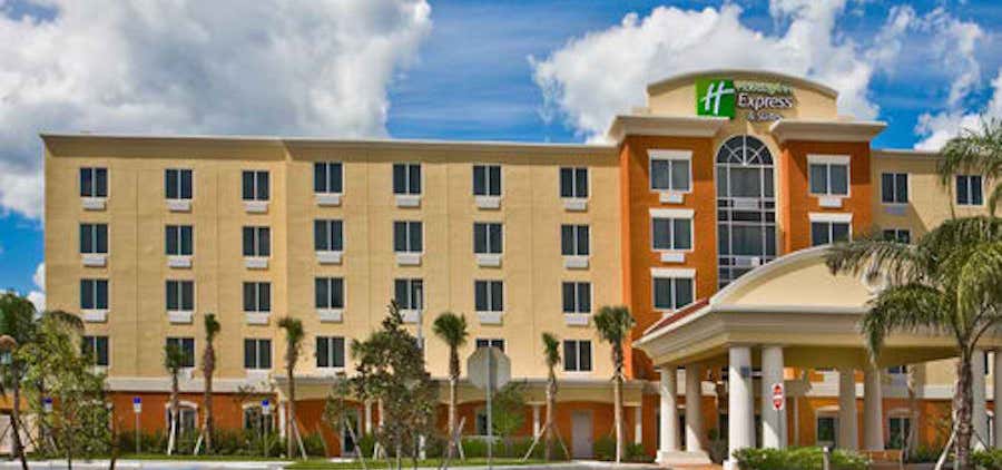 Photo of Holiday Inn Express & Suites Port St. Lucie West