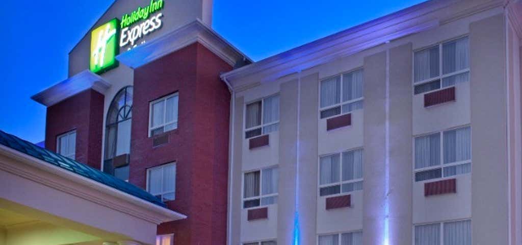 Photo of Holiday Inn Express & Suites Edson, an IHG Hotel
