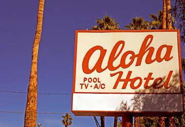 Photo of Aloha Hotel