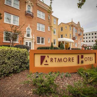 Artmore Hotel