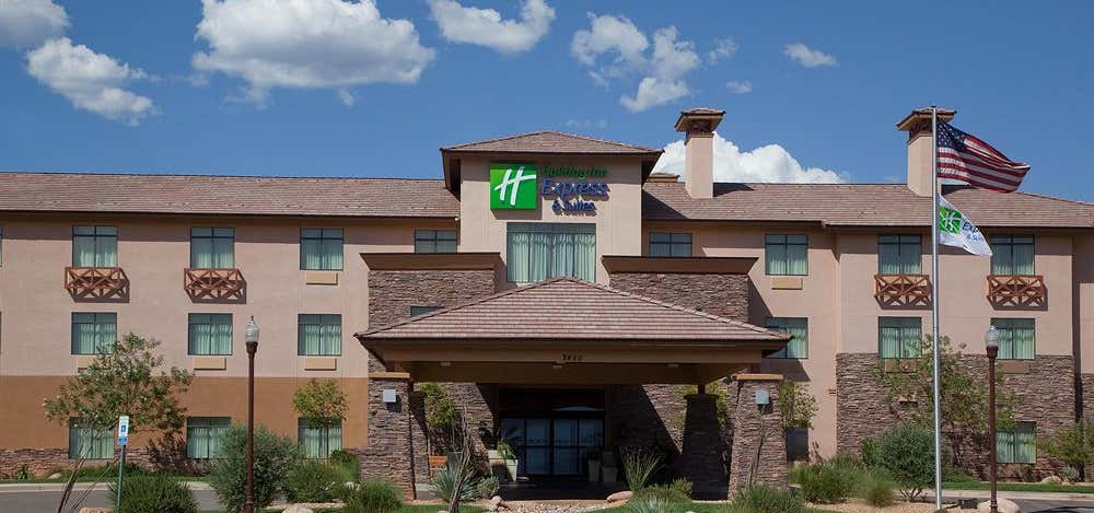 Photo of Holiday Inn Express & Suites St. George North - Zion