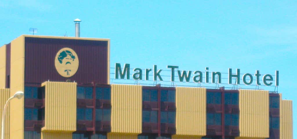 Photo of Mark Twain Hotel
