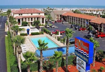 Photo of La Fiesta Ocean Inn & Suites