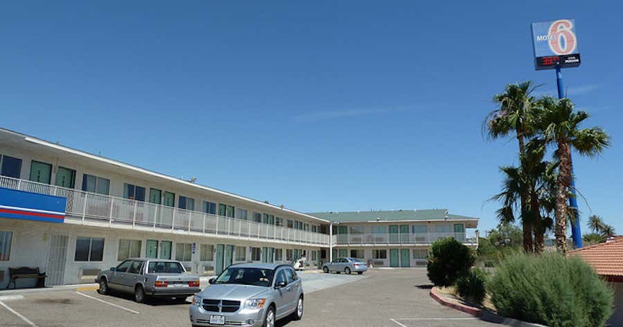 Motel 6 Needles, Needles Roadtrippers