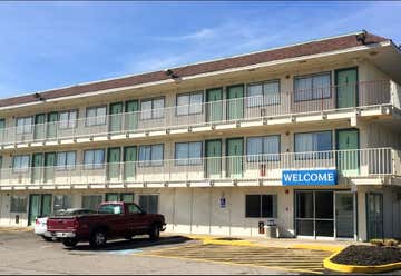 Photo of Motel 6 Cincinnati South - Florence Ky