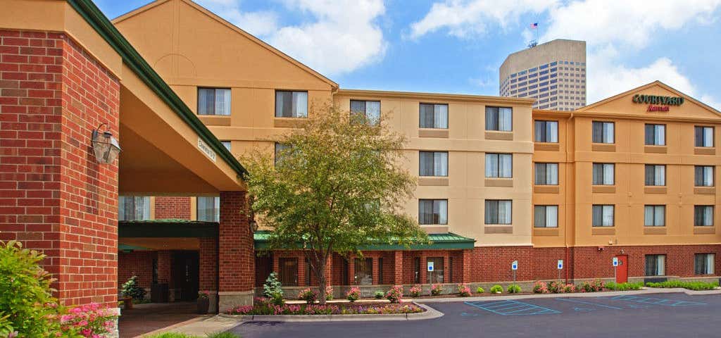 Photo of Courtyard by Marriott Indianapolis at the Capitol