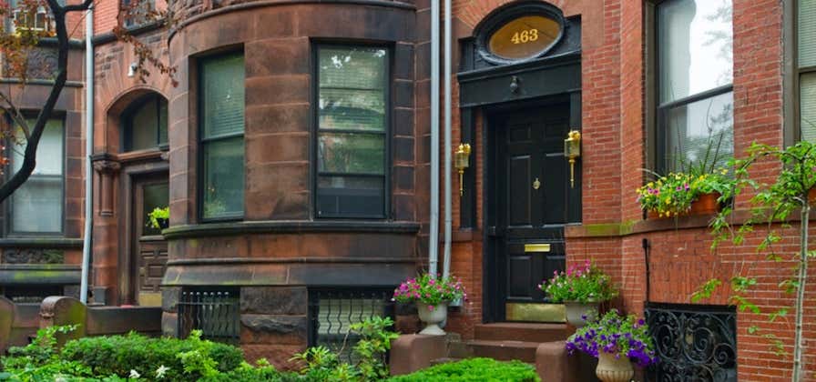 Photo of 463 Beacon Street Guest House
