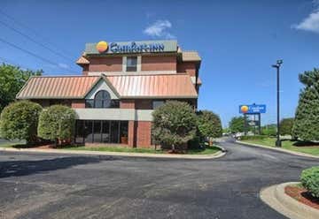 Photo of Comfort Inn at Greenfield Village