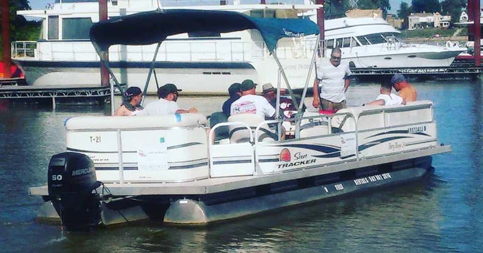 Louisville Boat Rental LLC, Louisville Roadtrippers