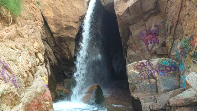Rainbow Falls Cascade Co Roadtrippers