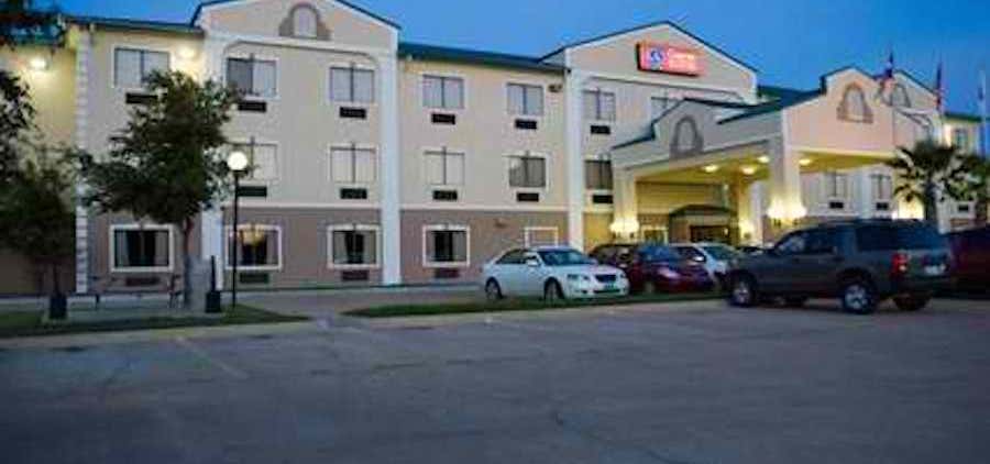 Photo of Comfort Suites Burleson - South Fort Worth