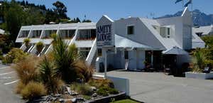 Amity Lodge