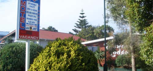 Photo of Redwood Lodge Motel