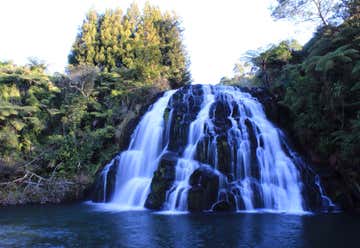 Photo of Owharoa Falls