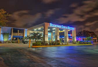 Photo of Rodeway Inn & Suites Fort Lauderdale Airport & Cruise Port