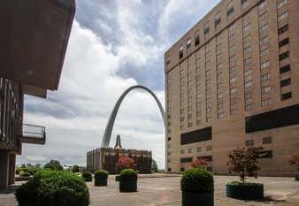 Photo of City Place St. Louis - Downtown Hotel