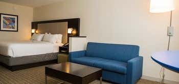 Photo of Holiday Inn Express & Suites Marietta, an IHG Hotel