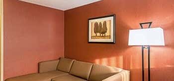 Photo of Comfort Suites Wichita