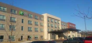 Photo of Holiday Inn Express & Suites Madison, an IHG Hotel